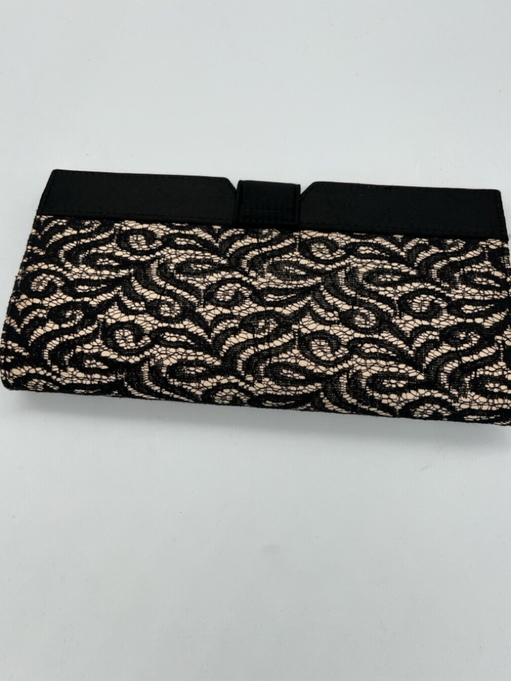 Black Lace Overlay Clutch Bag - Elegant Evening Handbag - Picture 4 of 6